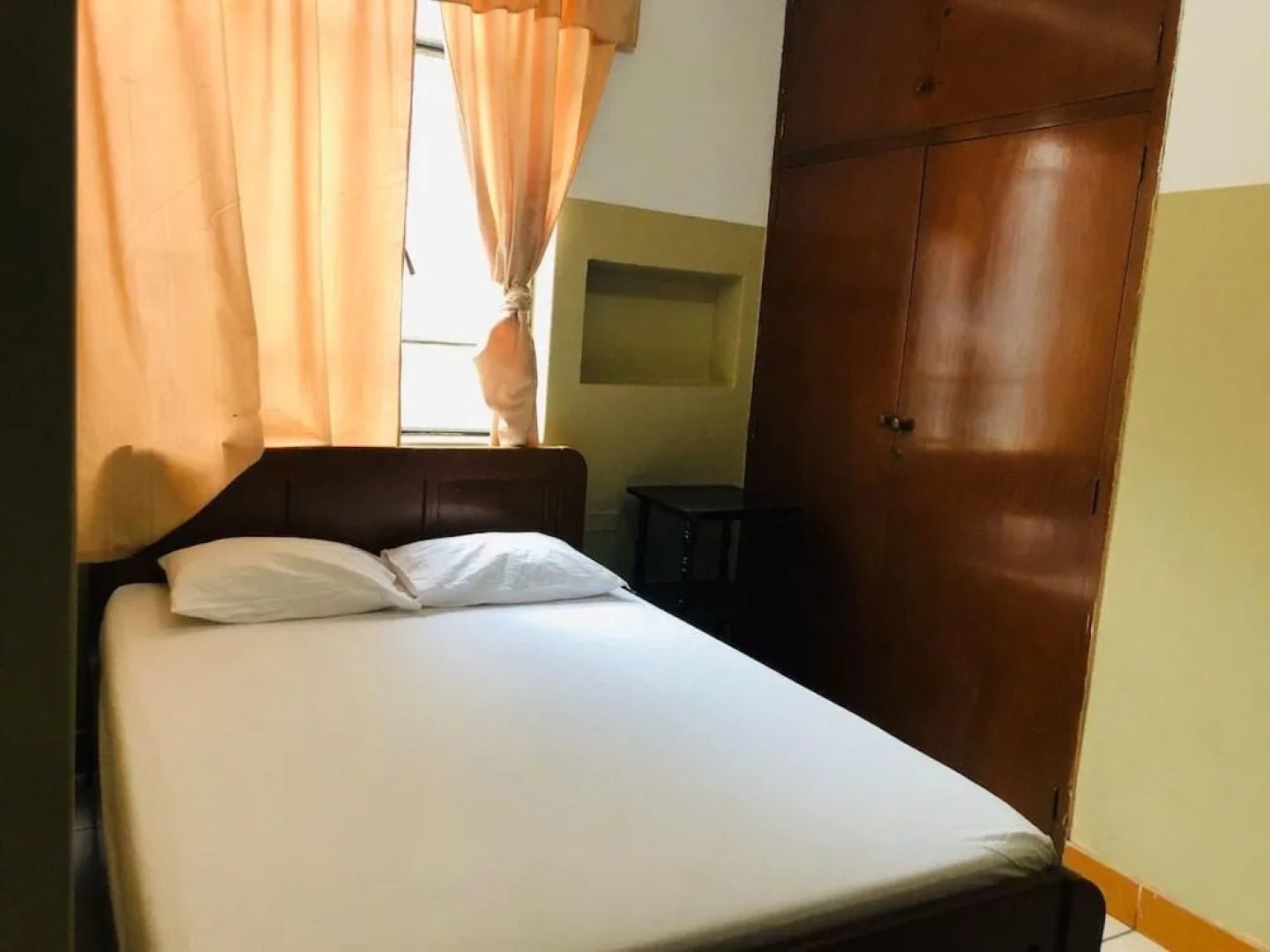 LEO DO-DO Hostal Piura