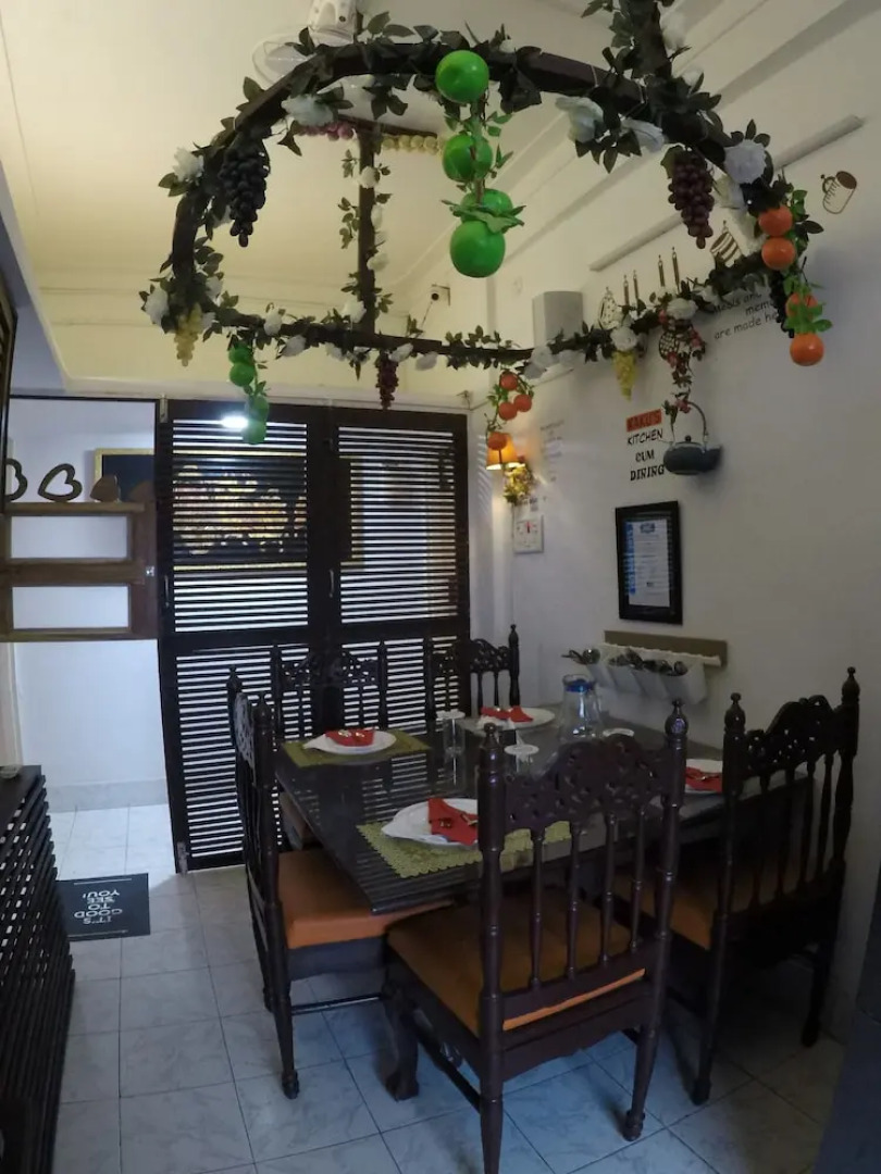 Kakaku The Guest House