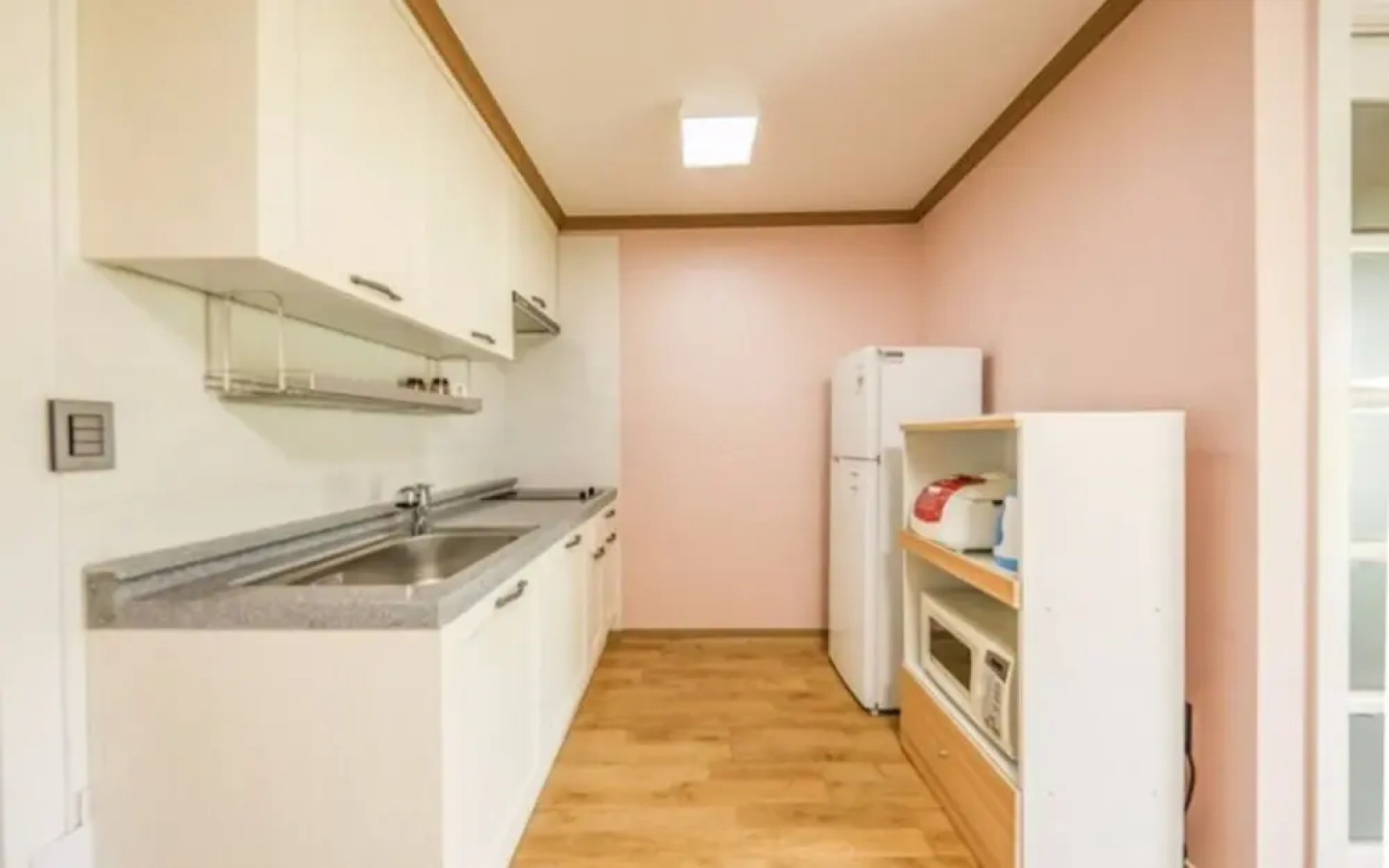 Mungyeong Tyrol Pension