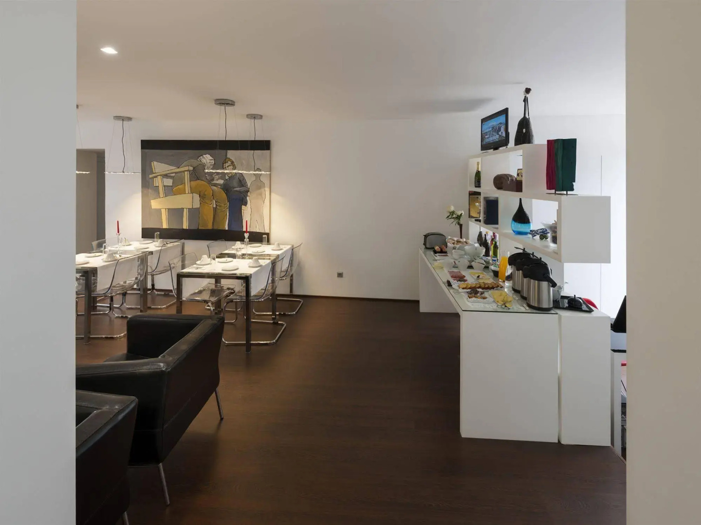 Olala Fine Arts Studios