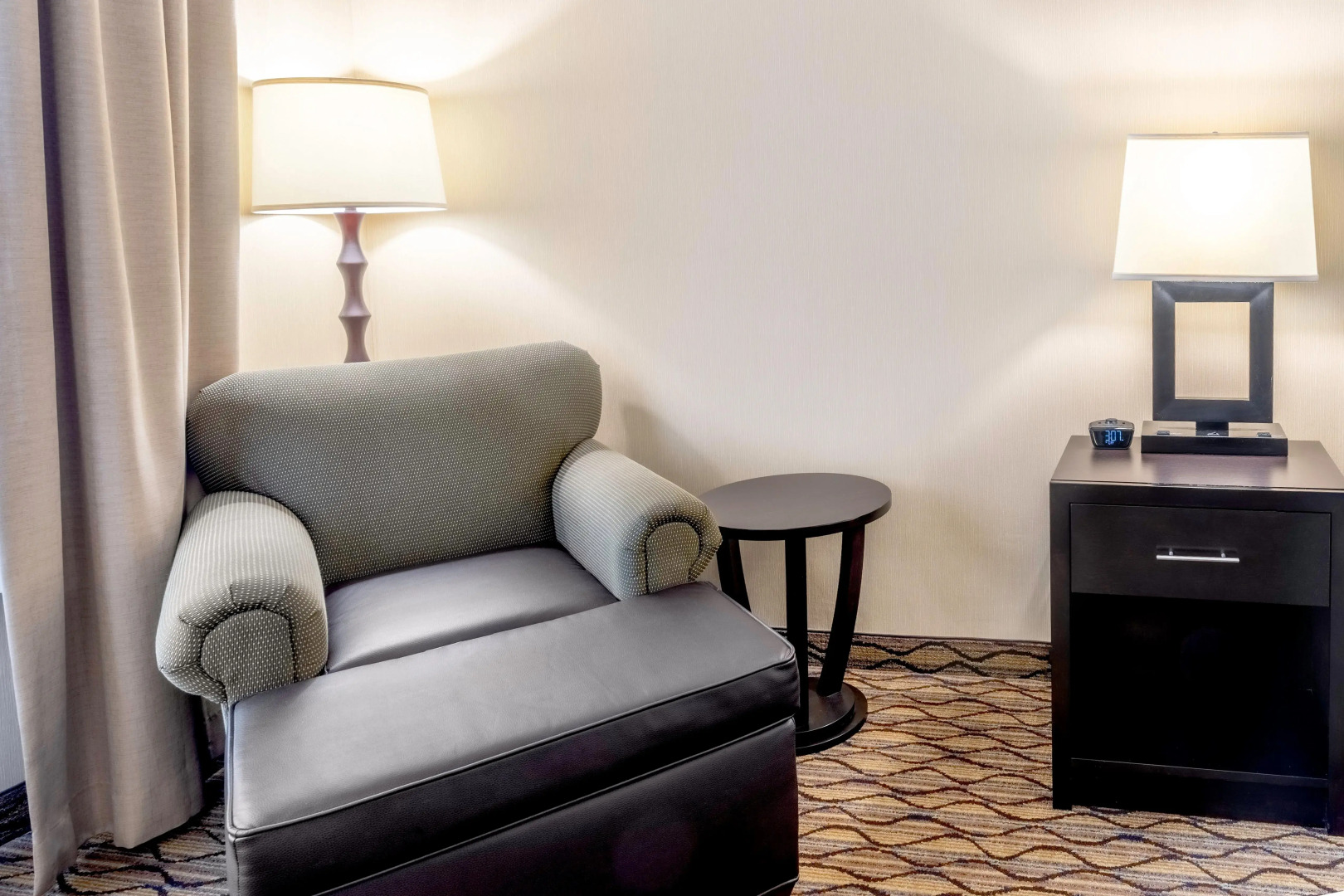 Holiday Inn Hotel & Suites-Milwaukee Airport by IHG