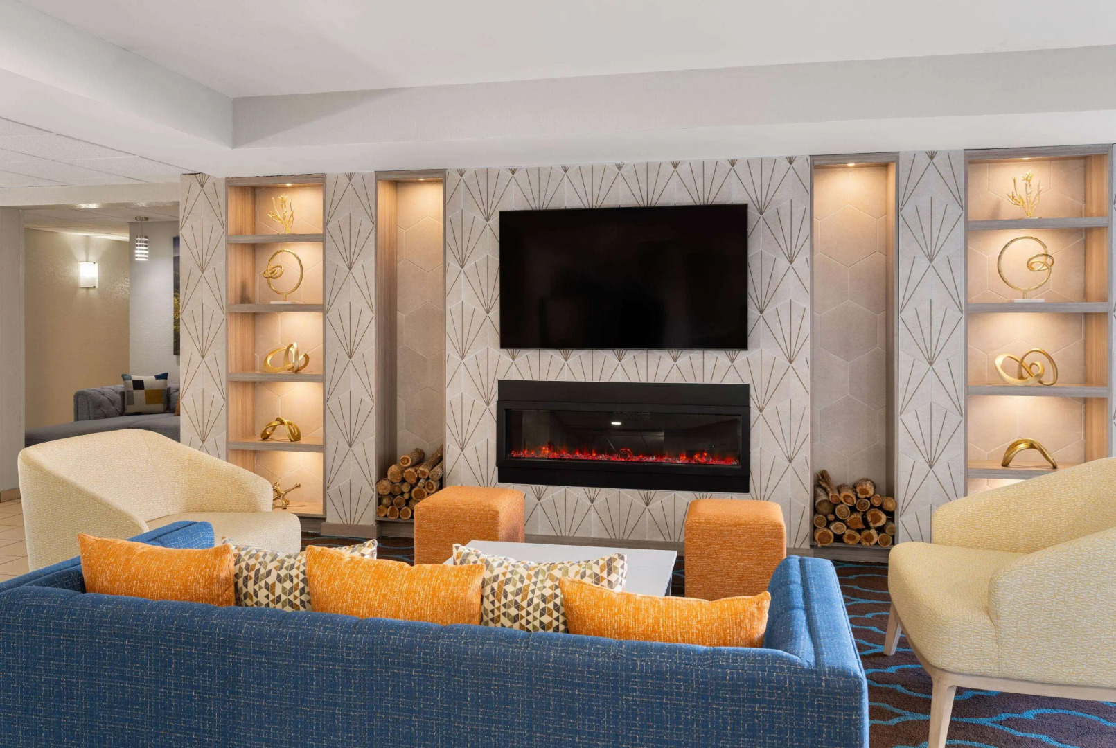 La Quinta Inn & Suites by Wyndham Knoxville Airport