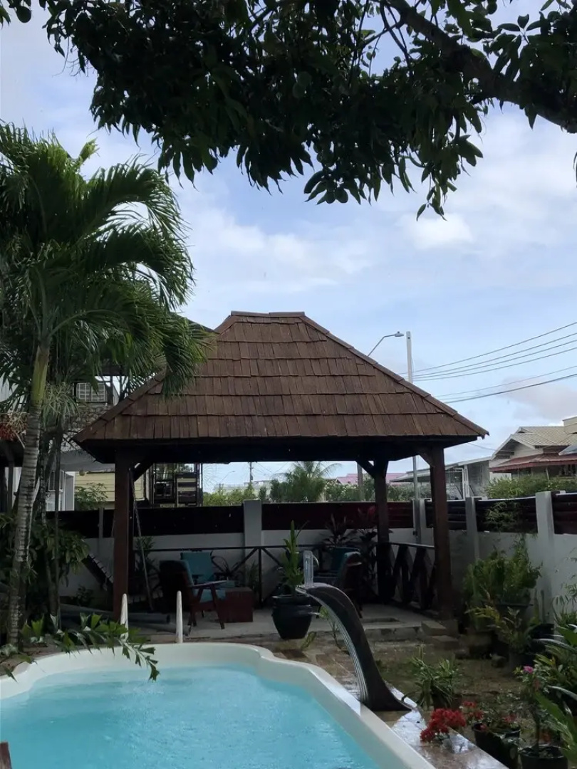 Villa Famiri