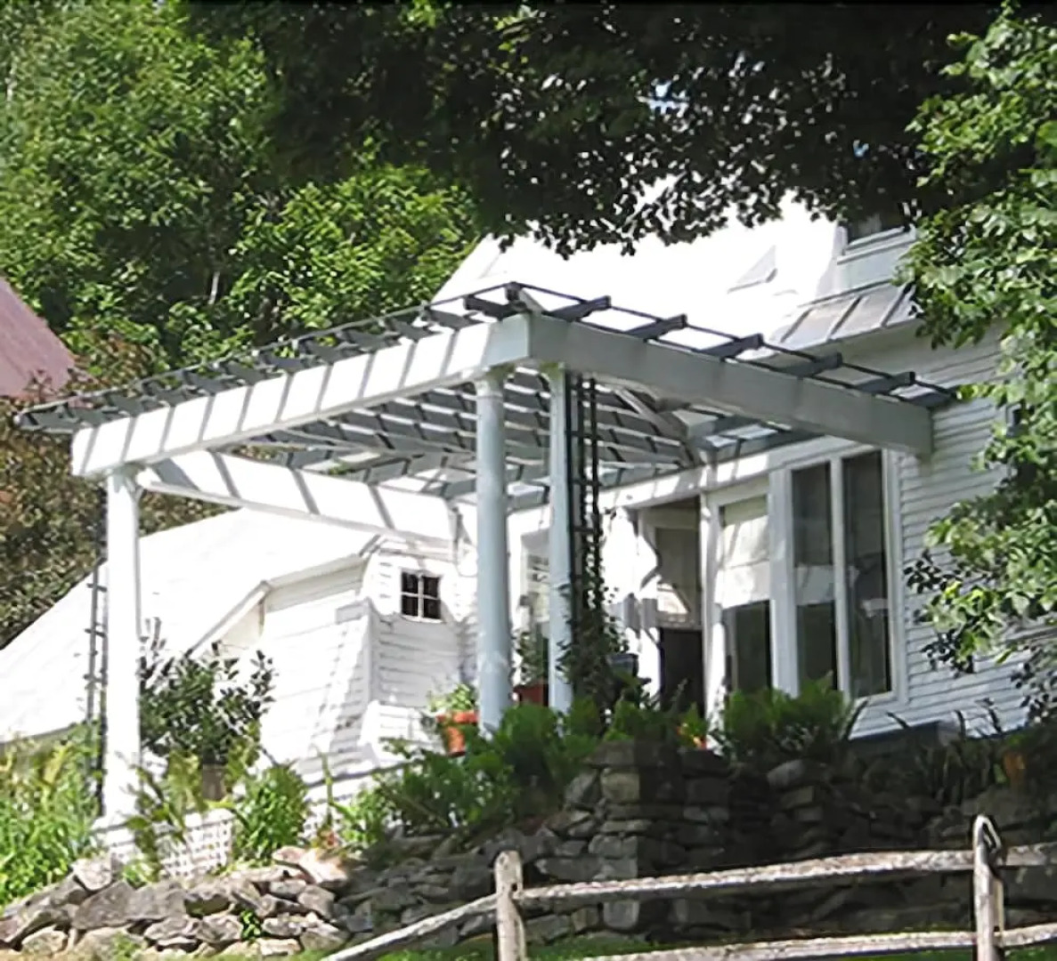 The Pond House Inn at Shattuck Hill Farm
