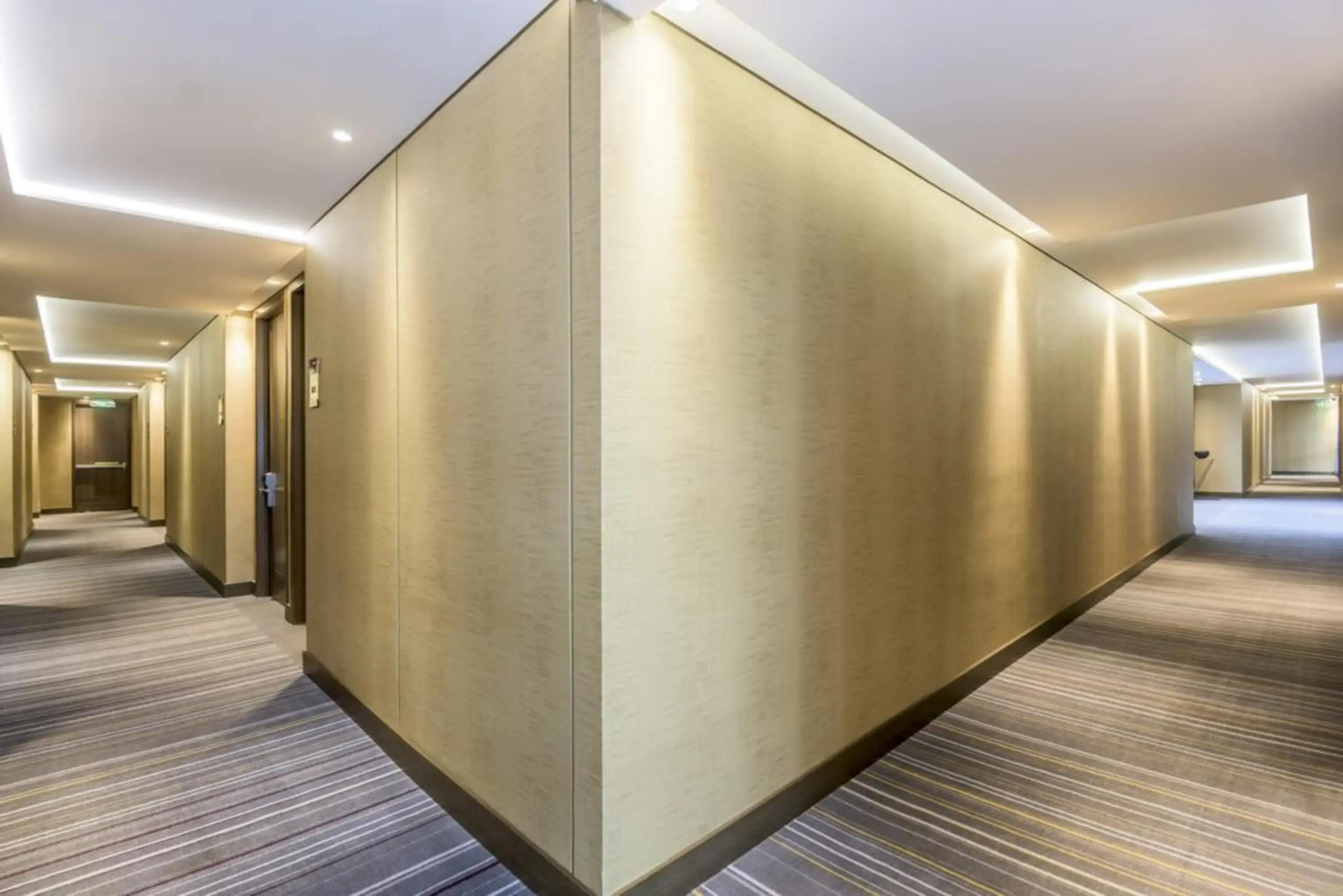 Courtyard by Marriott Bogota Airport