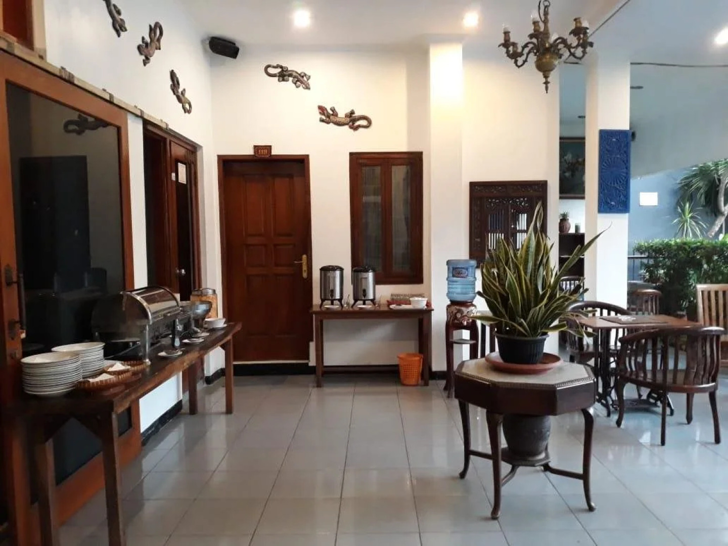 Nunia Tamansari Hotel