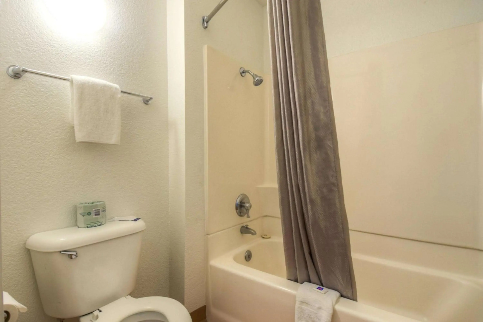 Motel 6 Chula Vista, CA - San Diego