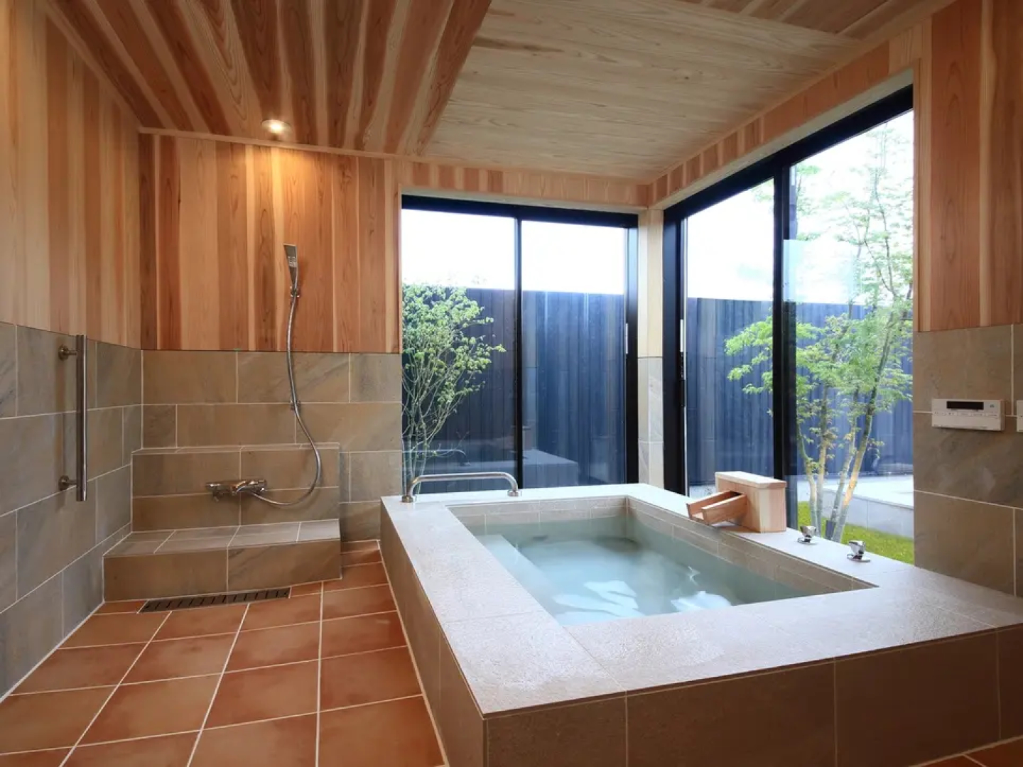 Hot Spring & Private SPA 'RURINOHAMA