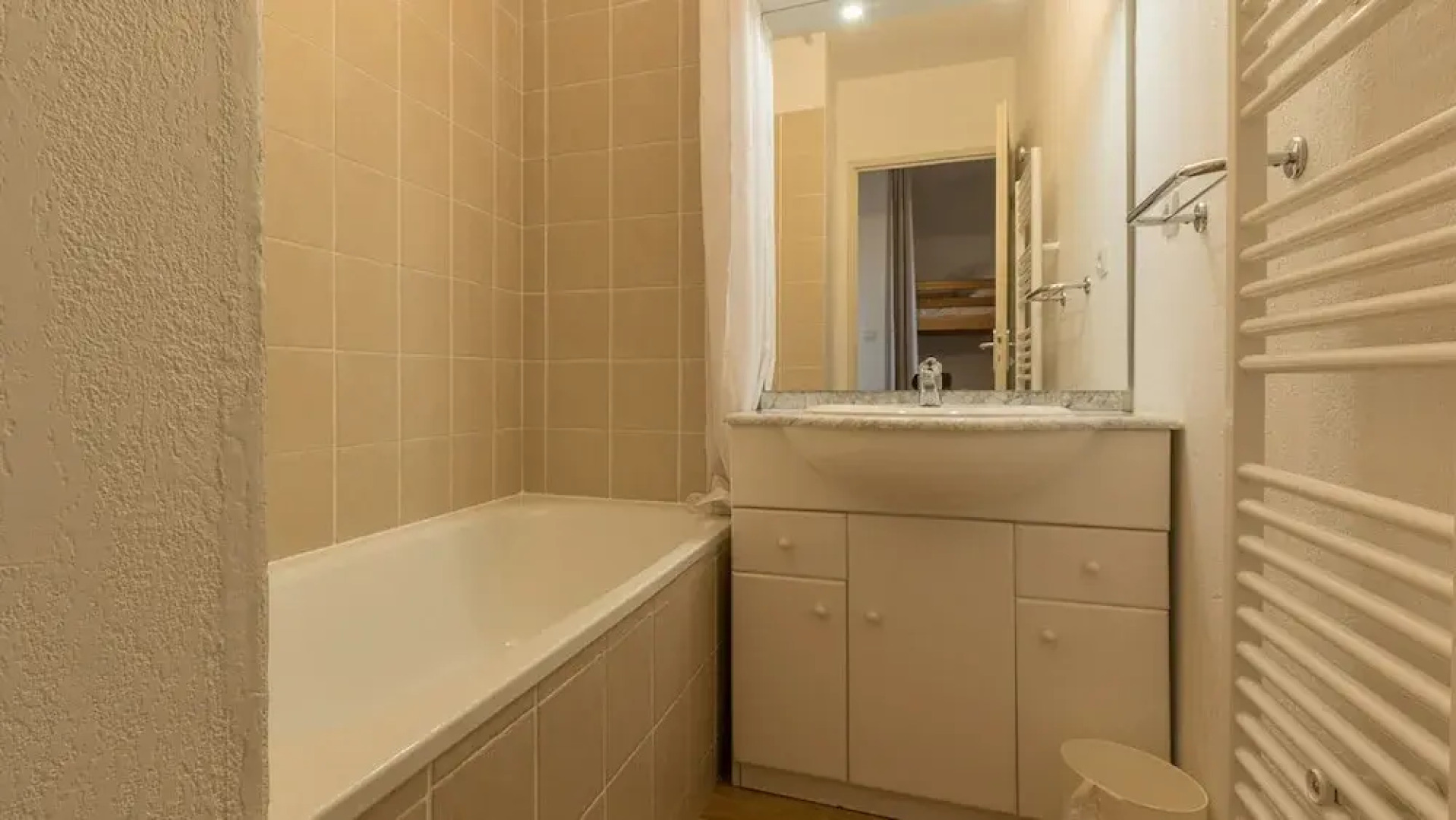 Sunny Mountain Retreat