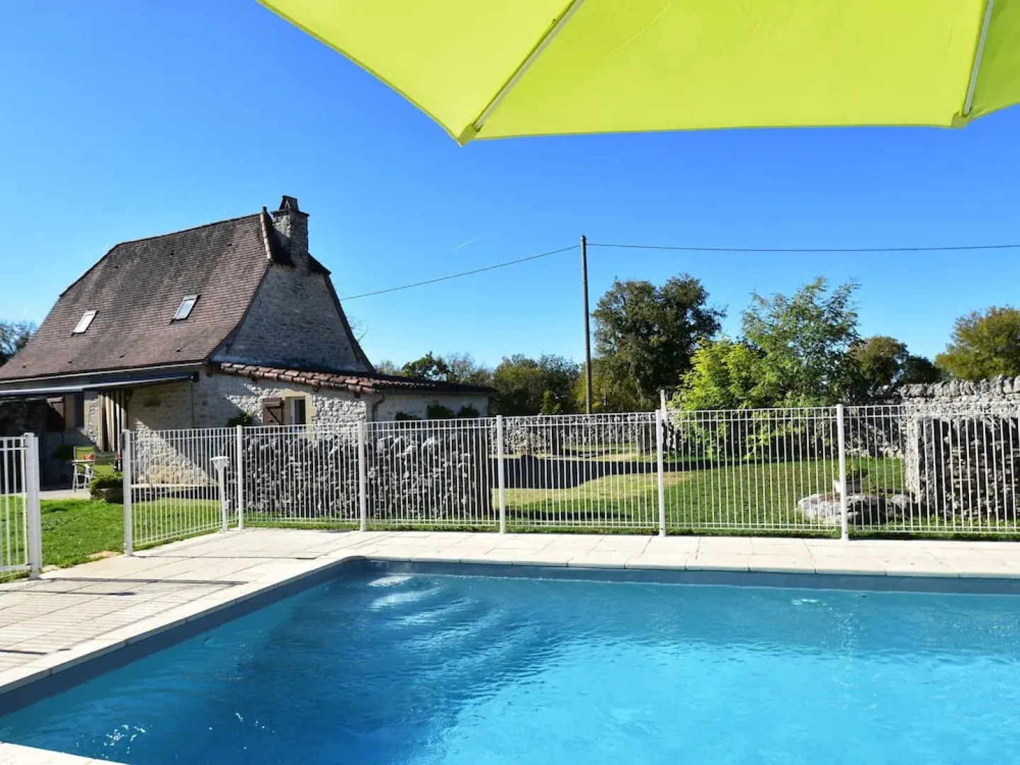 Authentic Holiday Home With Private Swimming Pool and Stunning View in France