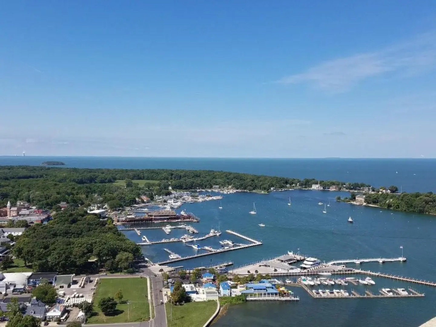 Put-In-Bay Waterfront Condo #103