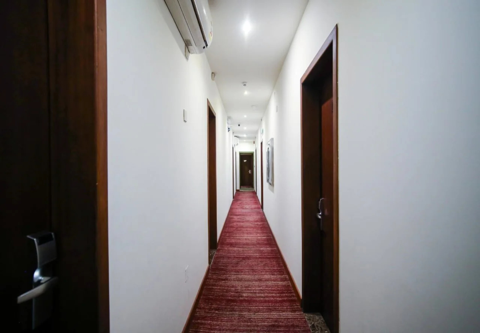 OYO 130 Night Inn Hotel