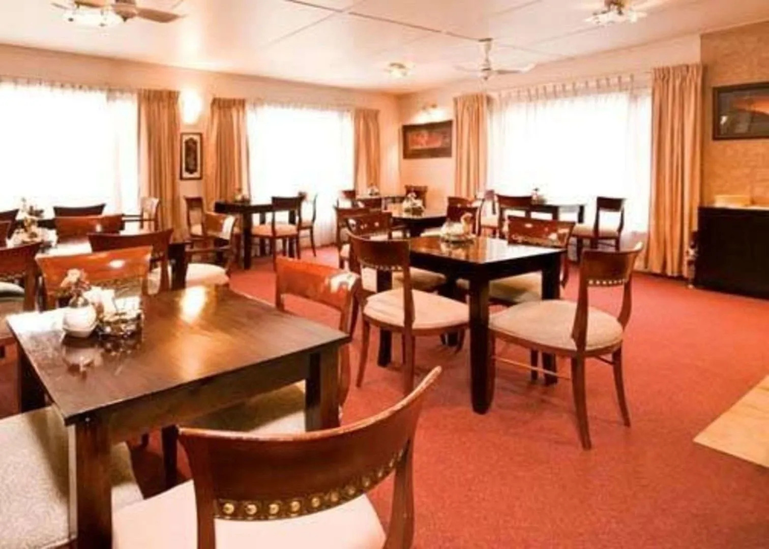 Country Plaza Queanbeyan