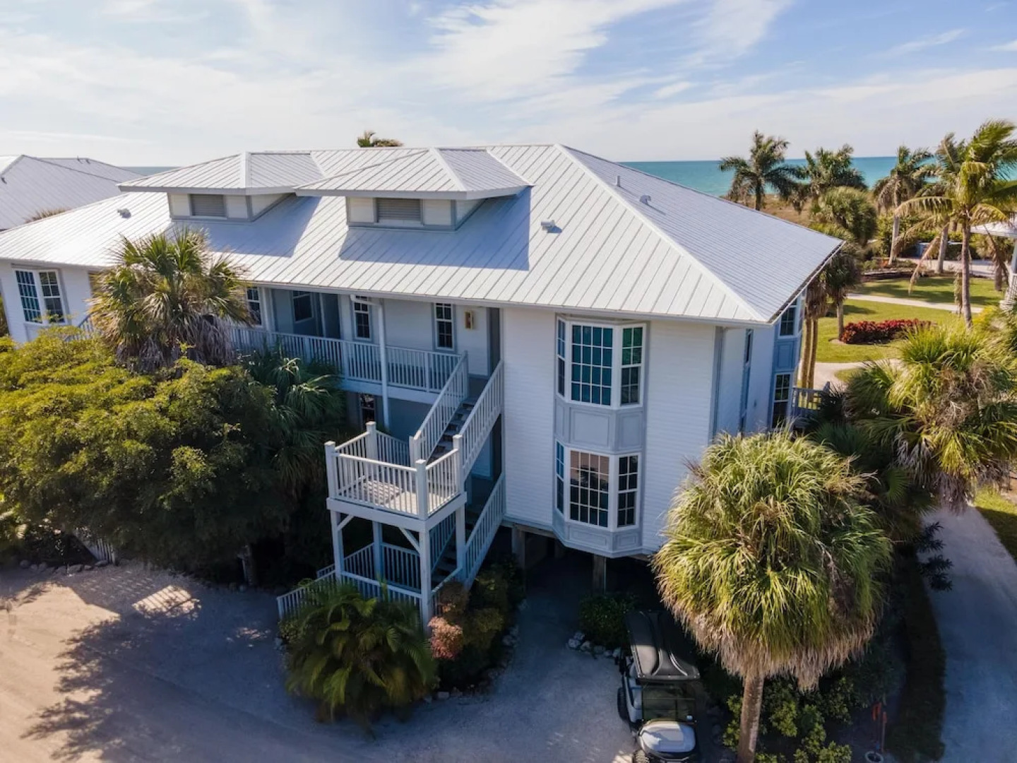 Beach One Bedroom Villa by Redawning