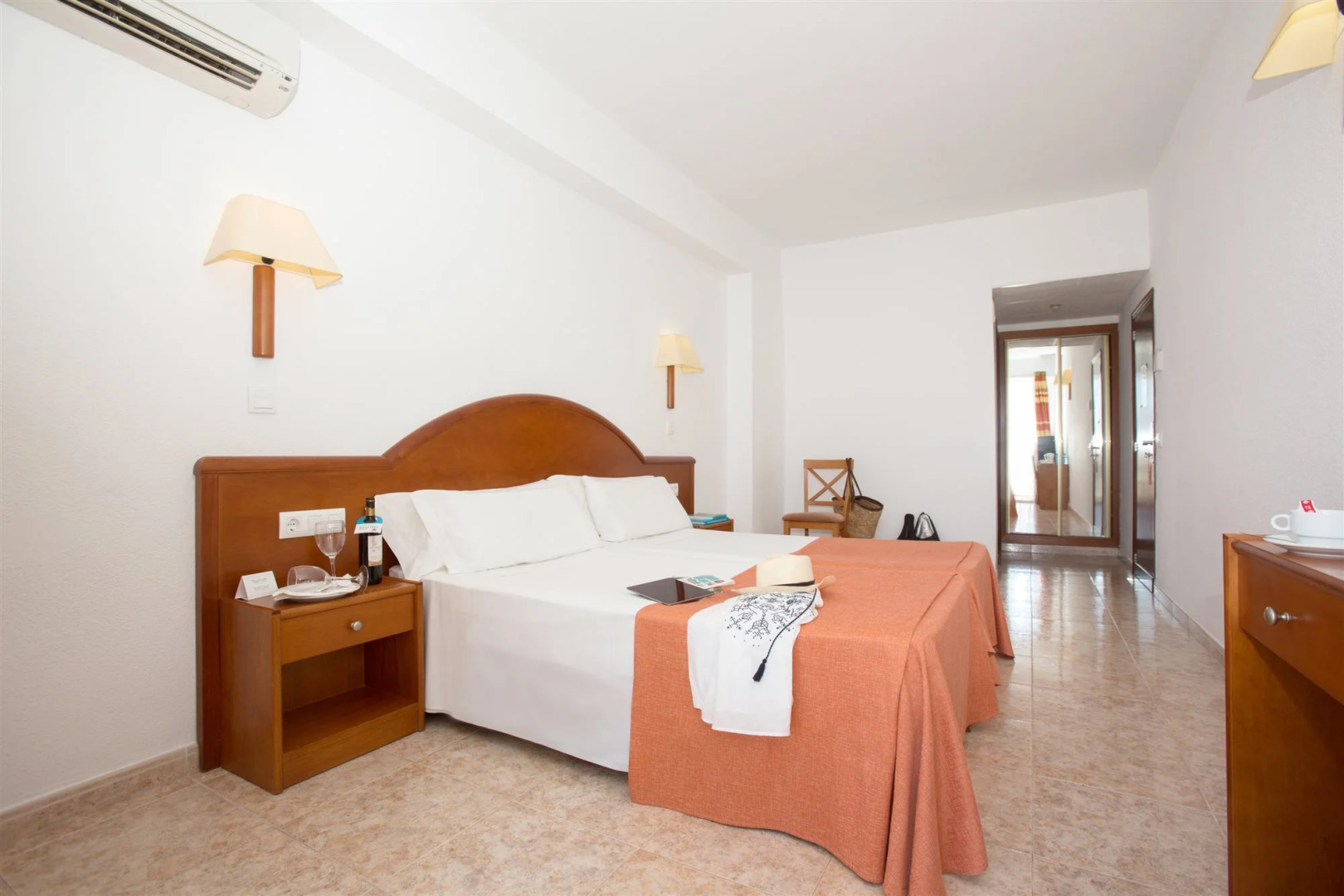 Отель BLUESEA Piscis - Adults Only