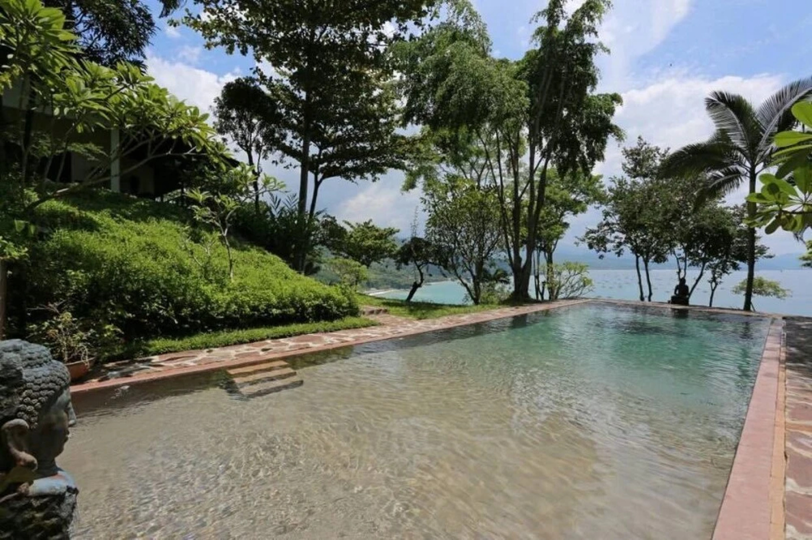 Gamrang Resort & Restaurant