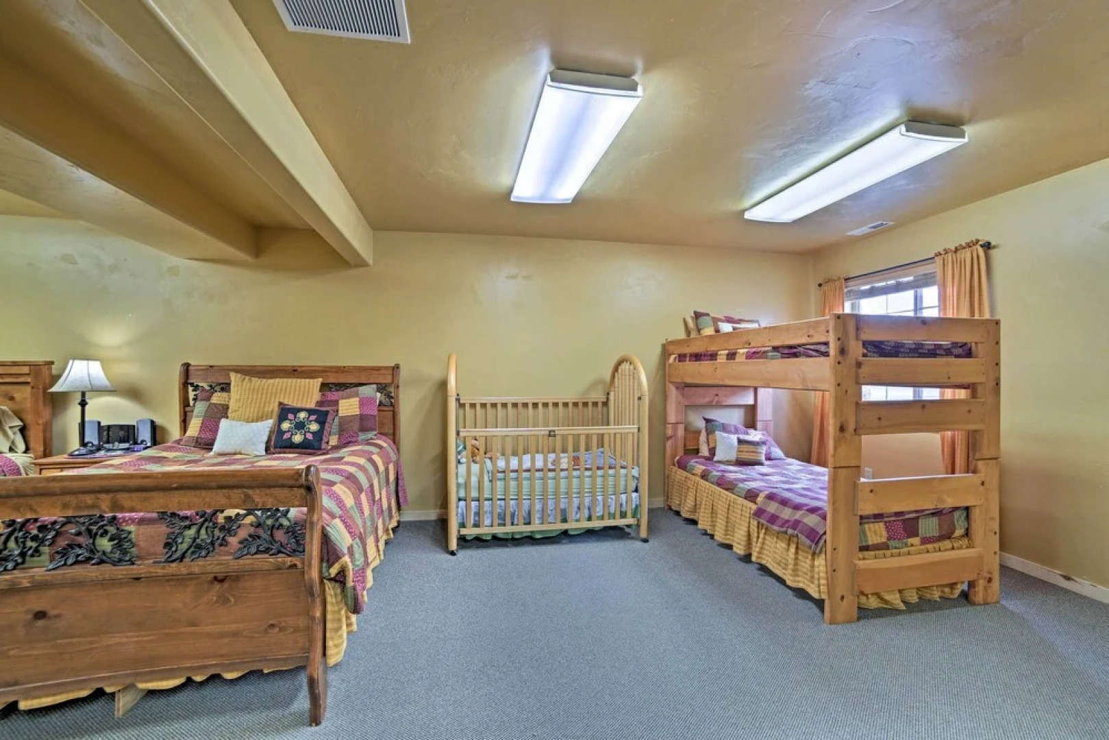 Rustic Cabin Near Palisade State Park w/ Deck!