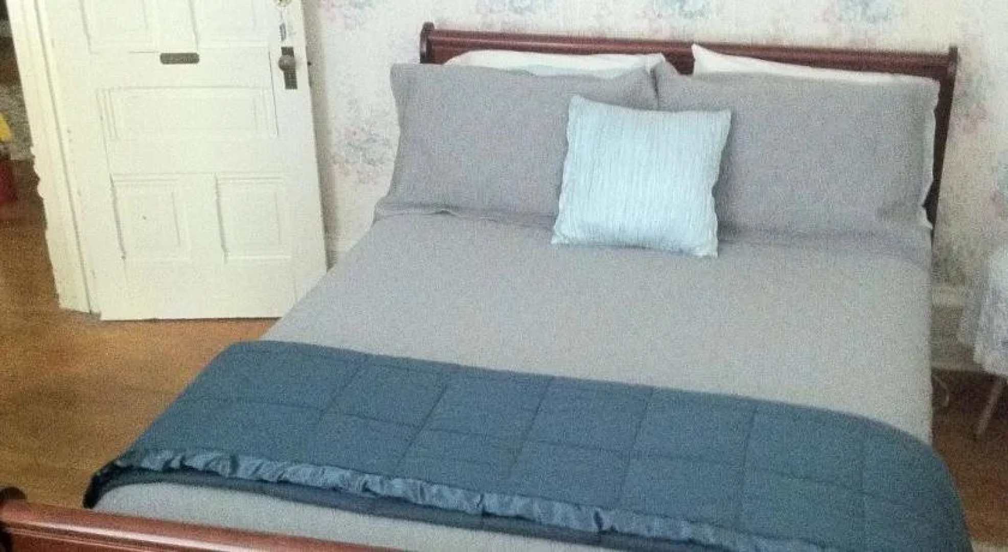 Grand Avenue Bed and Breakfast