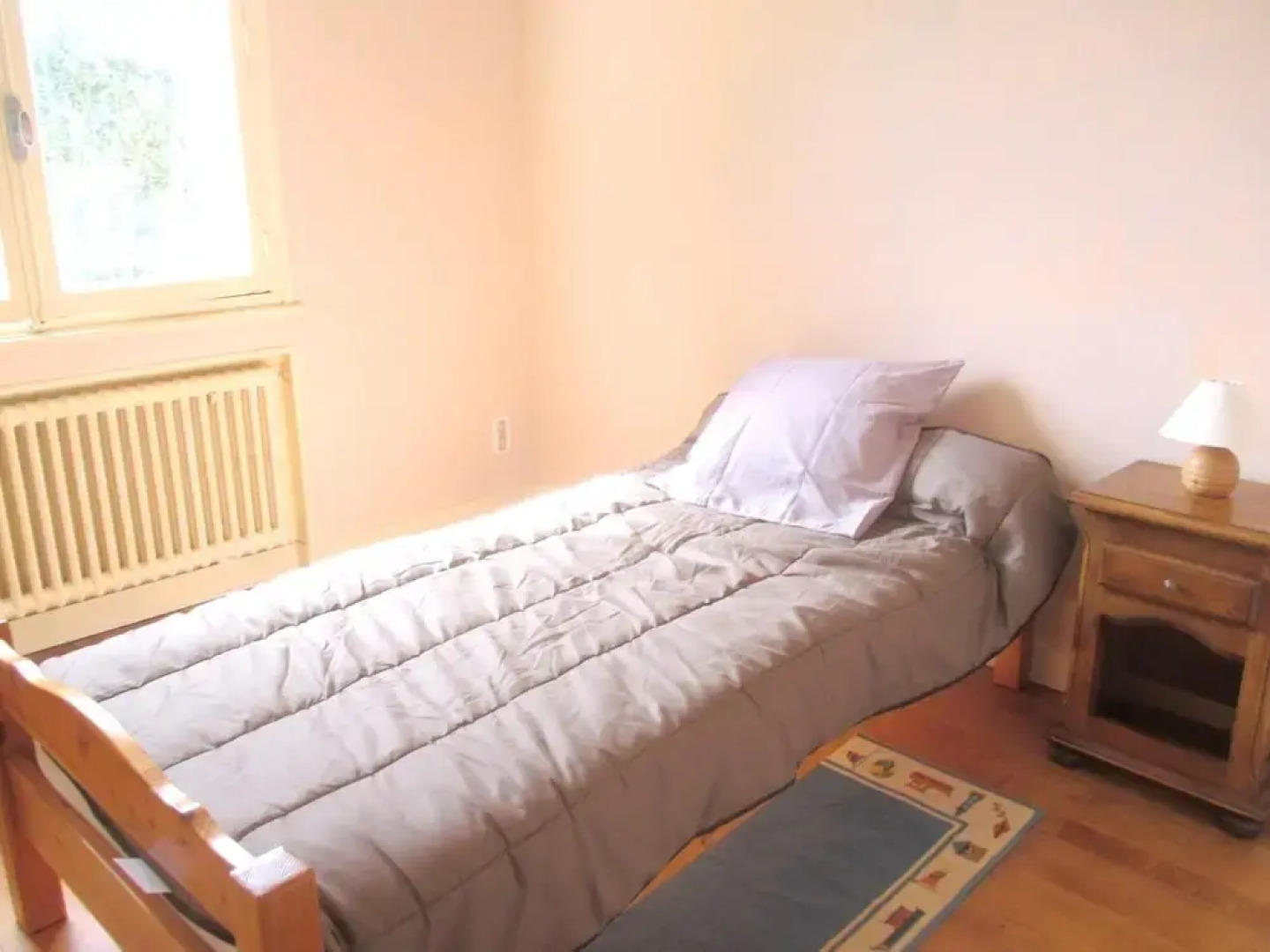 House With 4 Bedrooms in Charnay-lès-mâcon, With Wonderful Mountain Vi