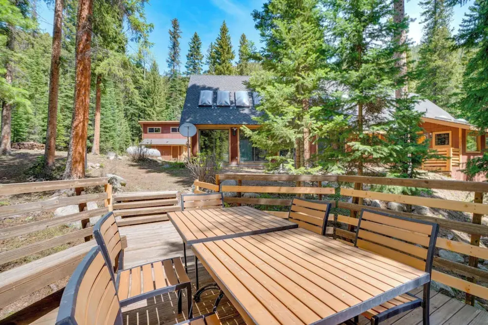 Riverside Colorado Cabin w/ Deck & Hot Tub
