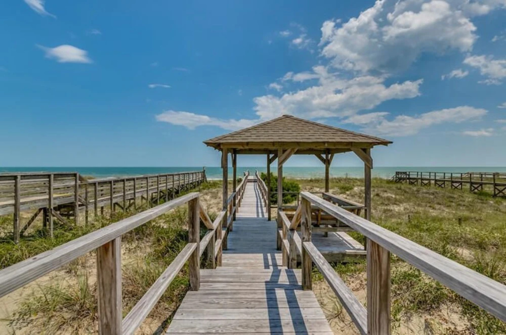 1001 Mr Bug s Summer 6 Br home by RedAwning