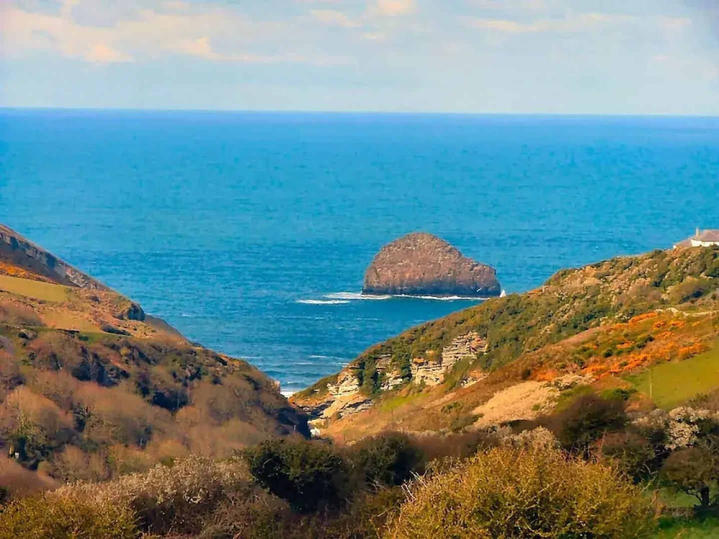 Crowsnest - Overlooking Trebarwith Strand