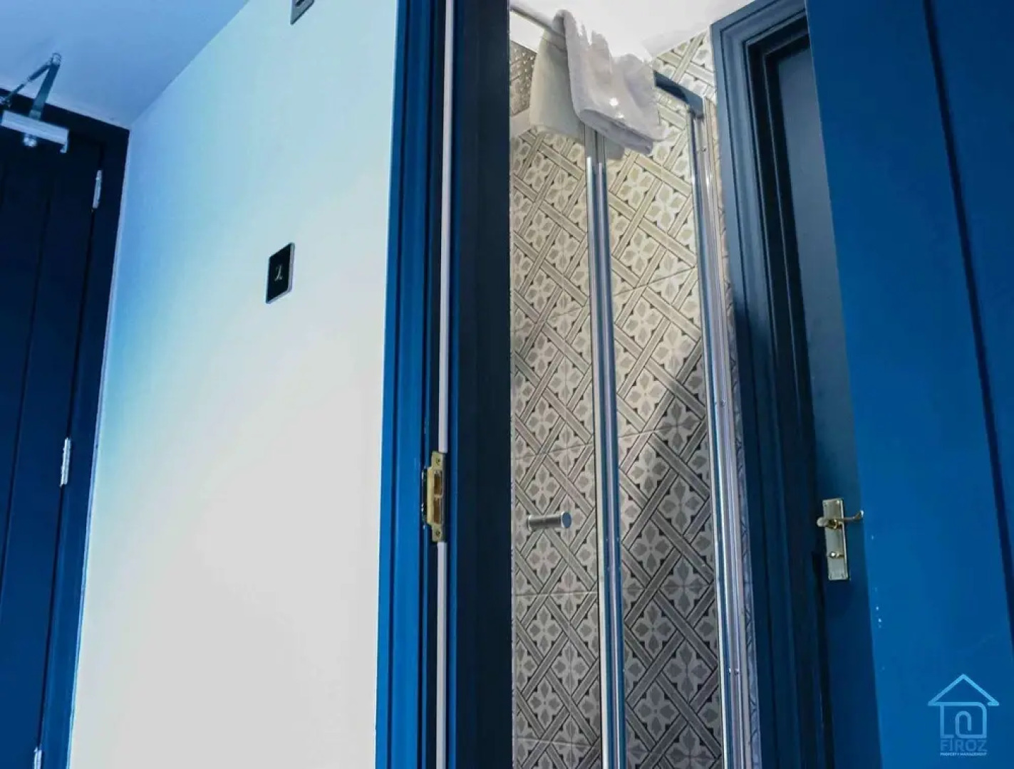 York Contractor House by Firoz Property Management