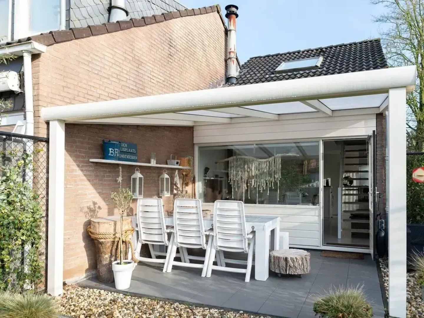 Modern House in a Quiet Area Near the Lake of Grevelingen