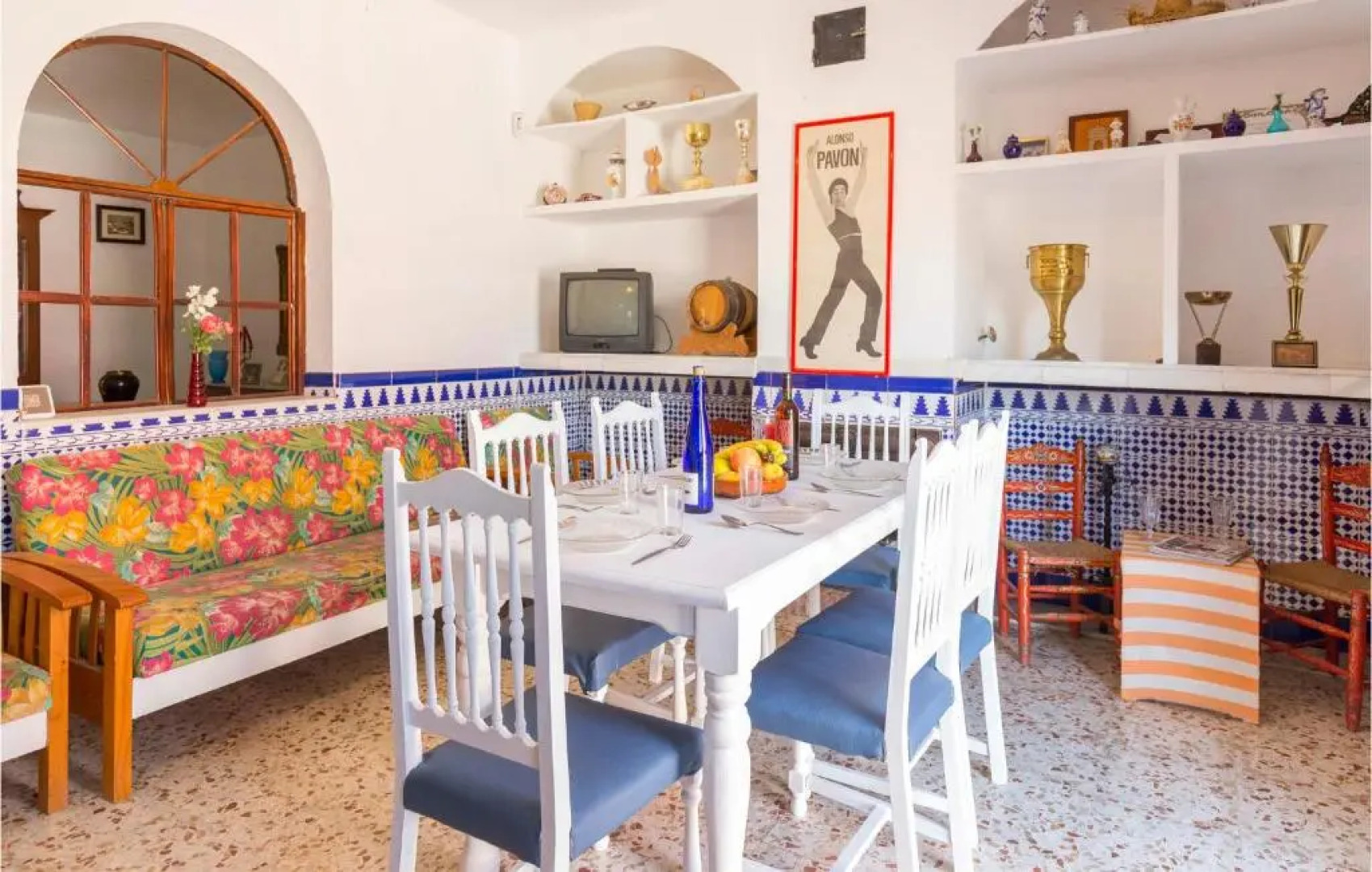 Stunning home in Olivares with Outdoor swimming pool and 3 Bedrooms