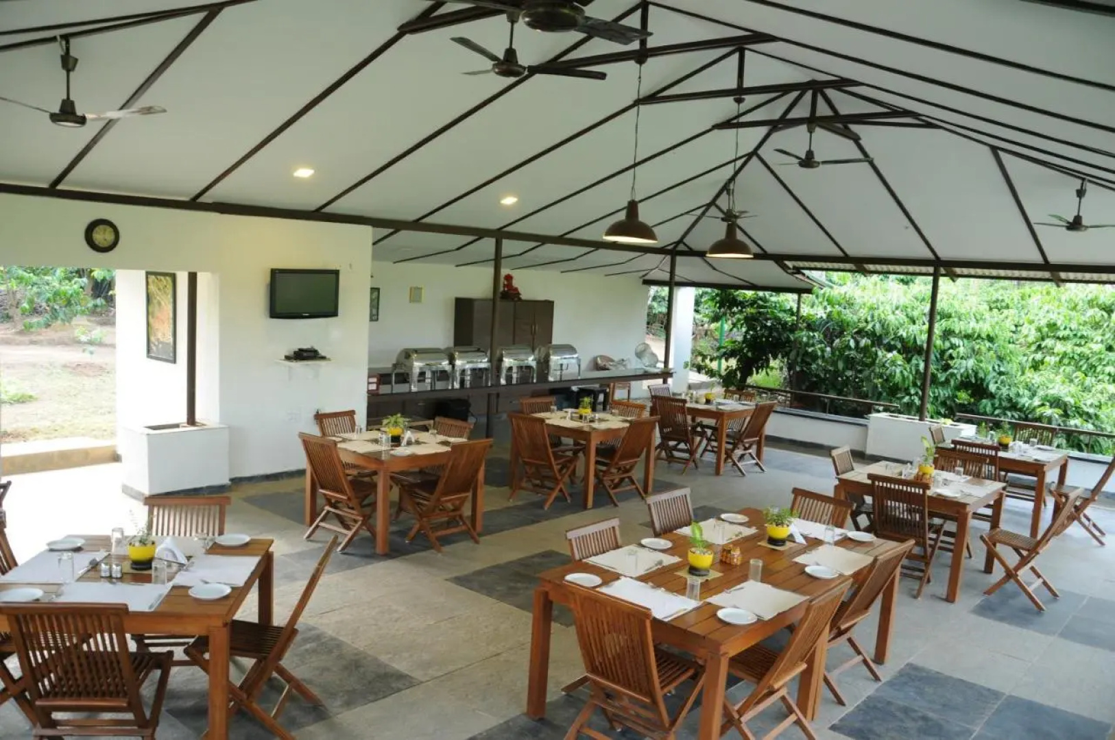 Machaan Wilderness Lodge