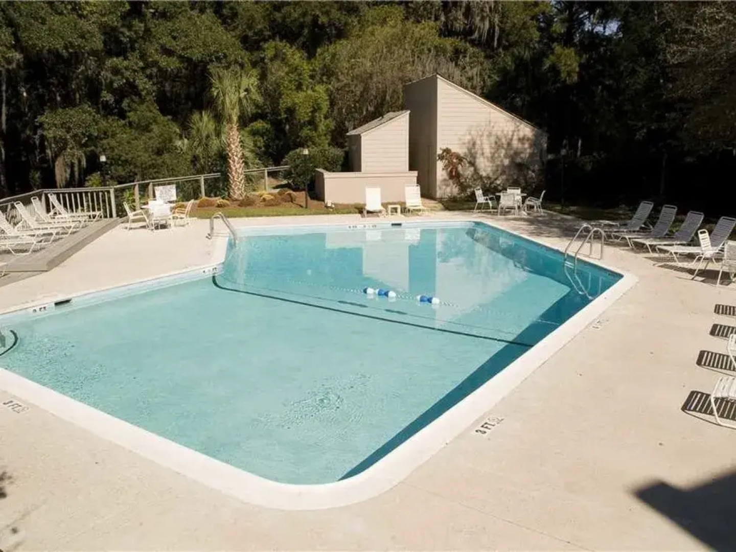 Lighthouse Tennis 2413 by RedAwning