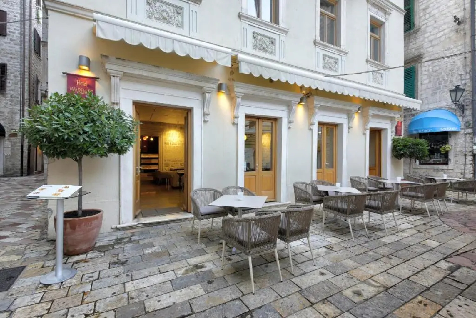 Hotel Vardar Kotor