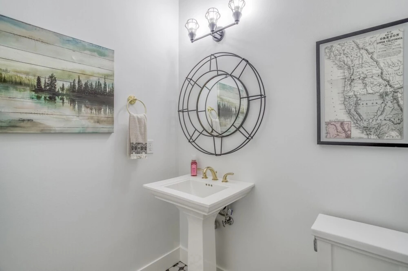 Neskowin South Beach Home