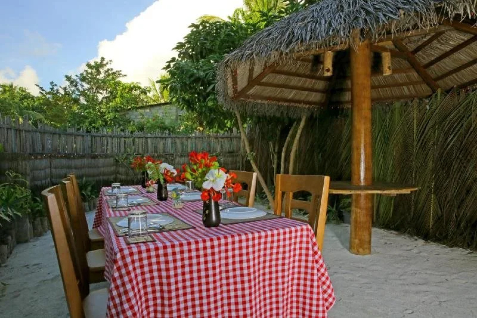 Hanifaru Transit Inn