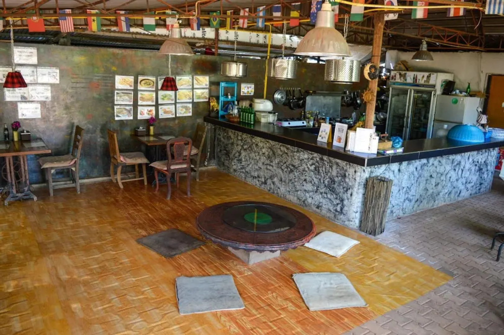 Crossroads House - Hostel