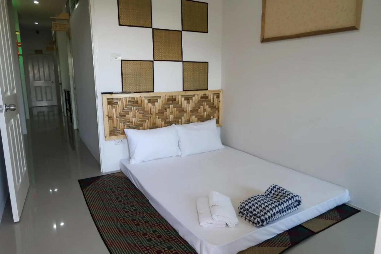 Baan URT Suratthani Airport Hotel