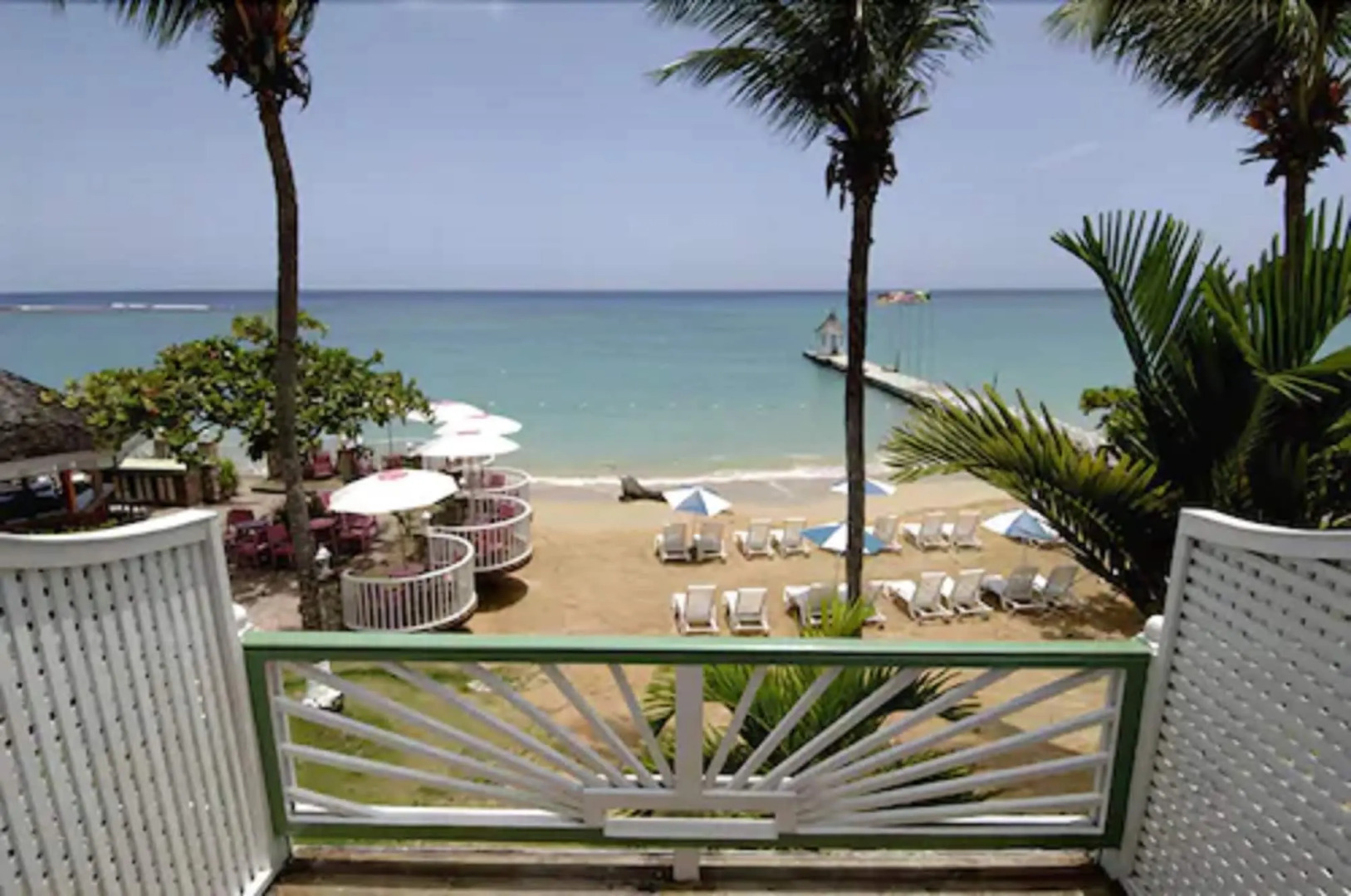 Shaw Park Beach Hotel