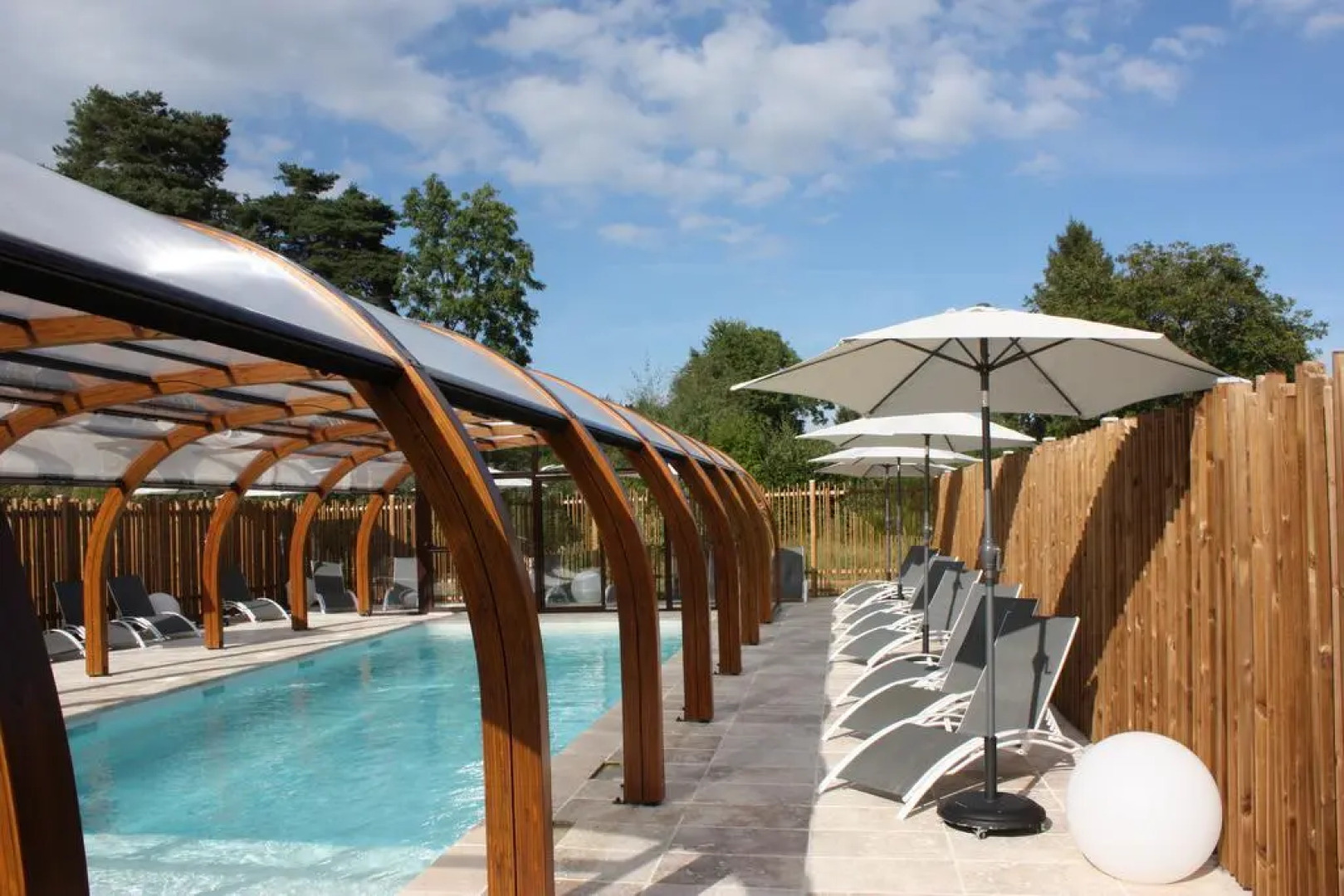 Volcans Vacances Les Chalets Du Lac