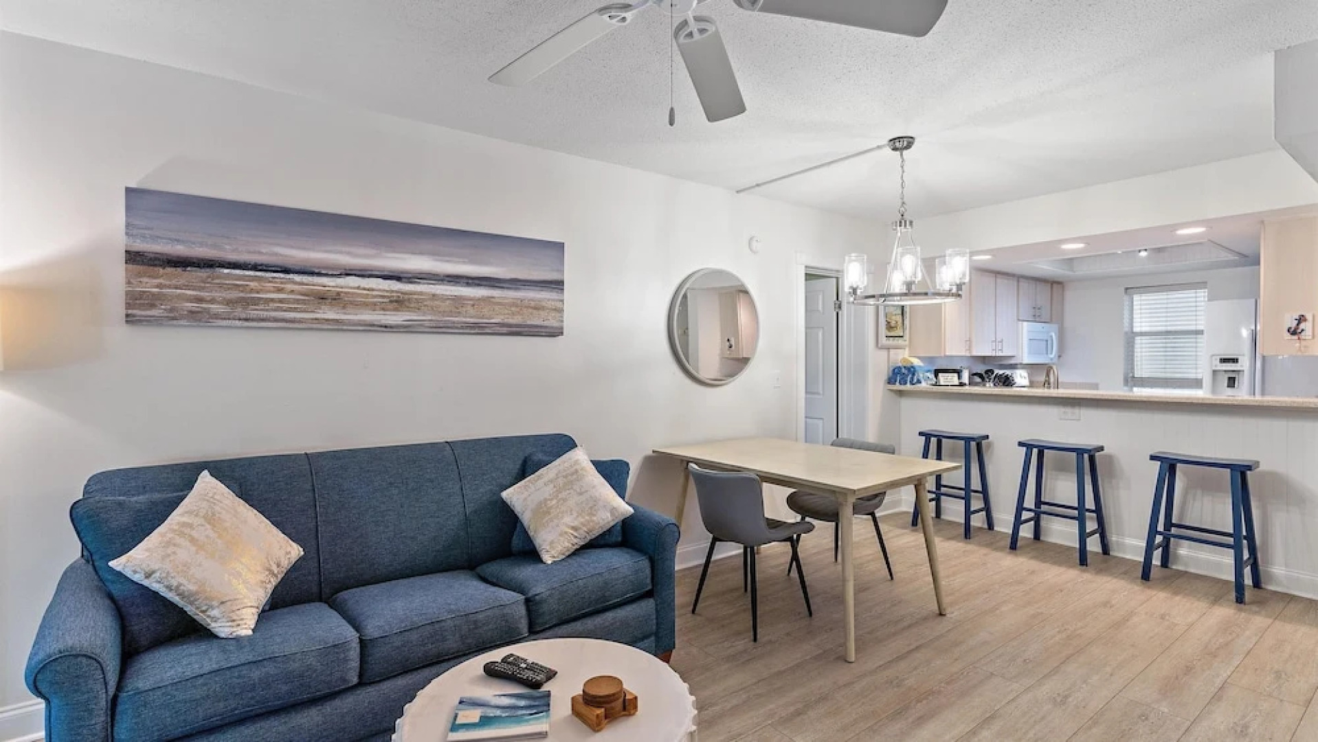 Pura Vida Two 2 Bedroom Condo by RedAwning