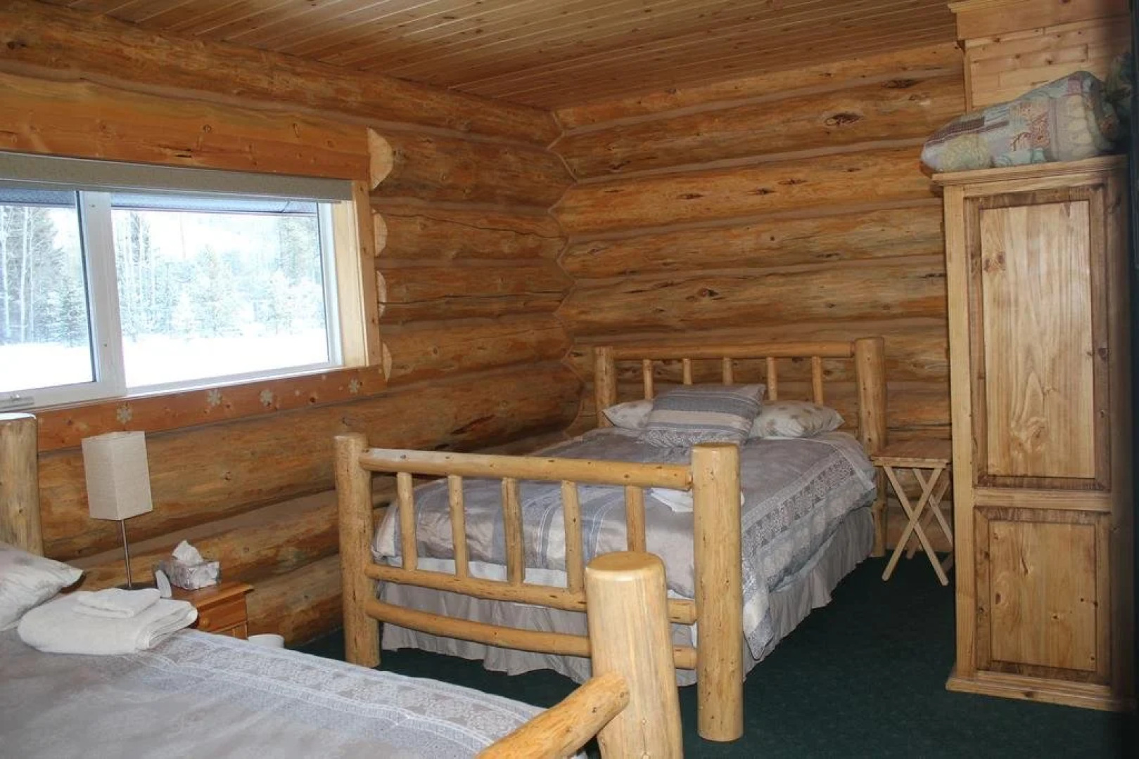 Cougar Mountain Lodge B&B