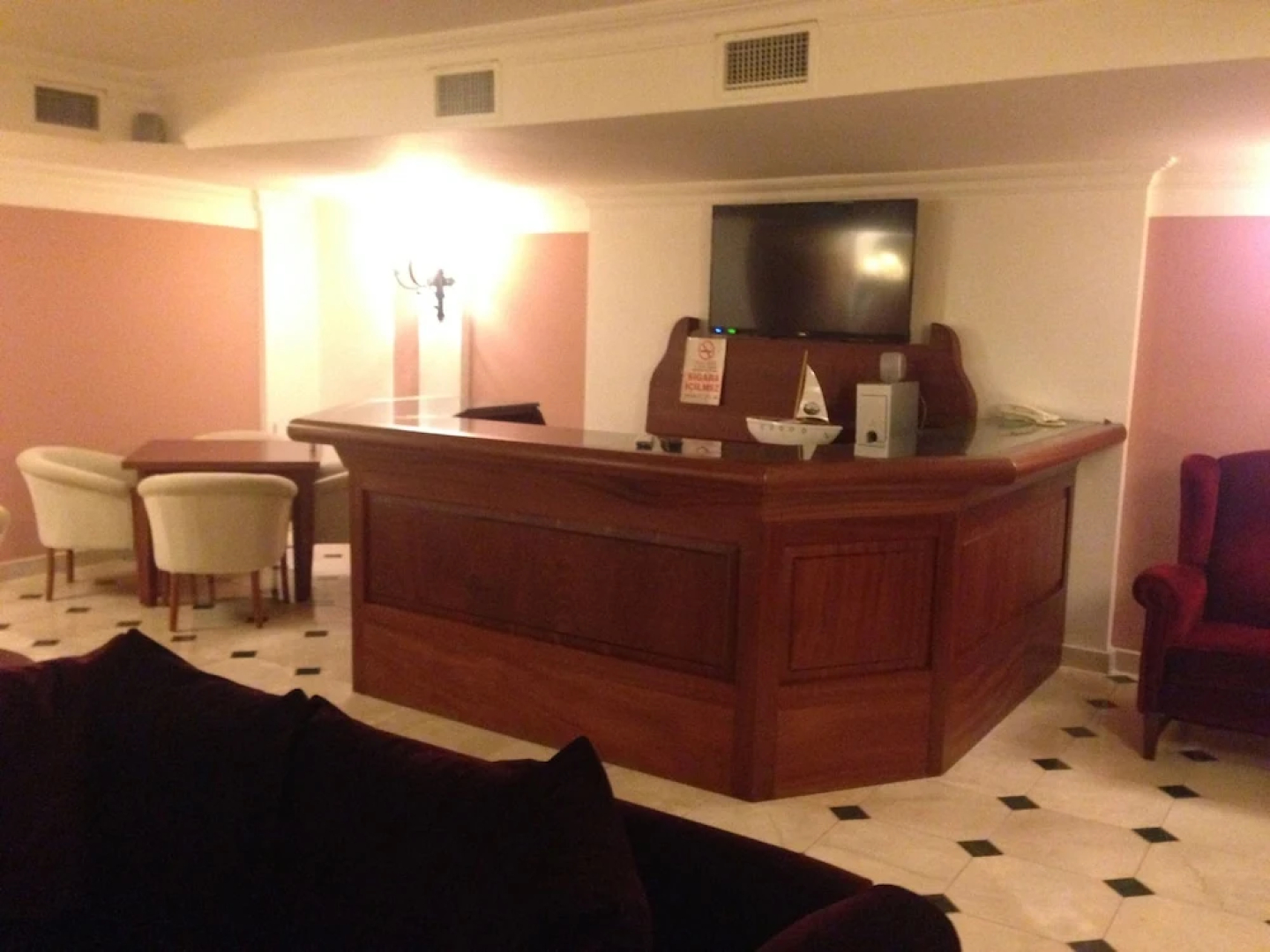 Bay Nihat Lale Otel