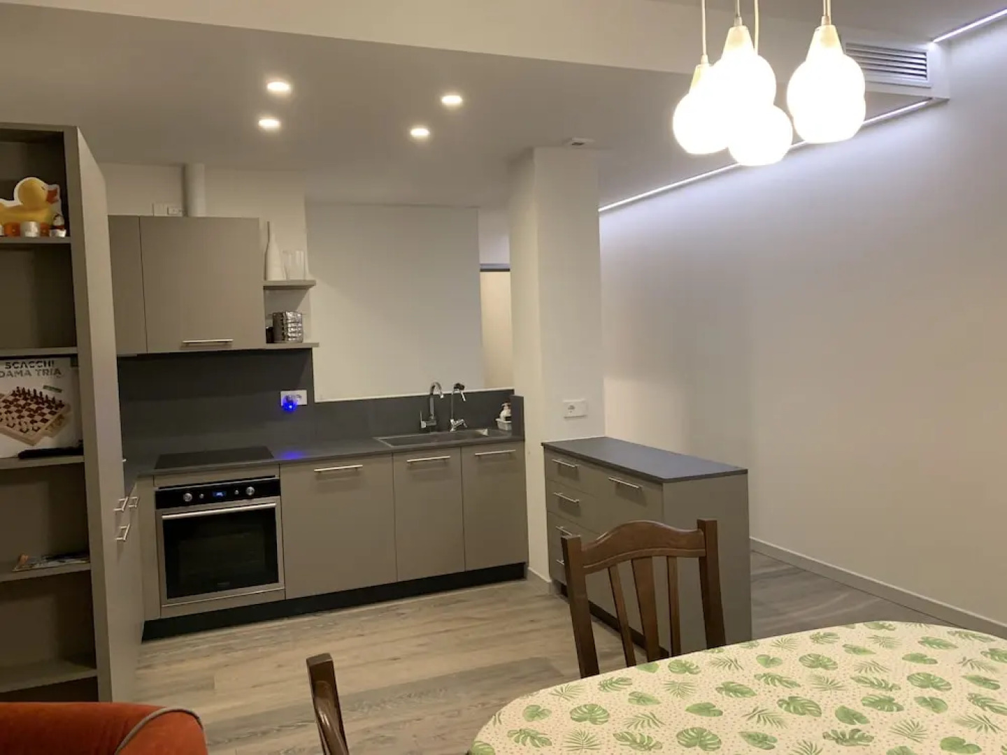 Magnolias Garda - Near Mokai Beach