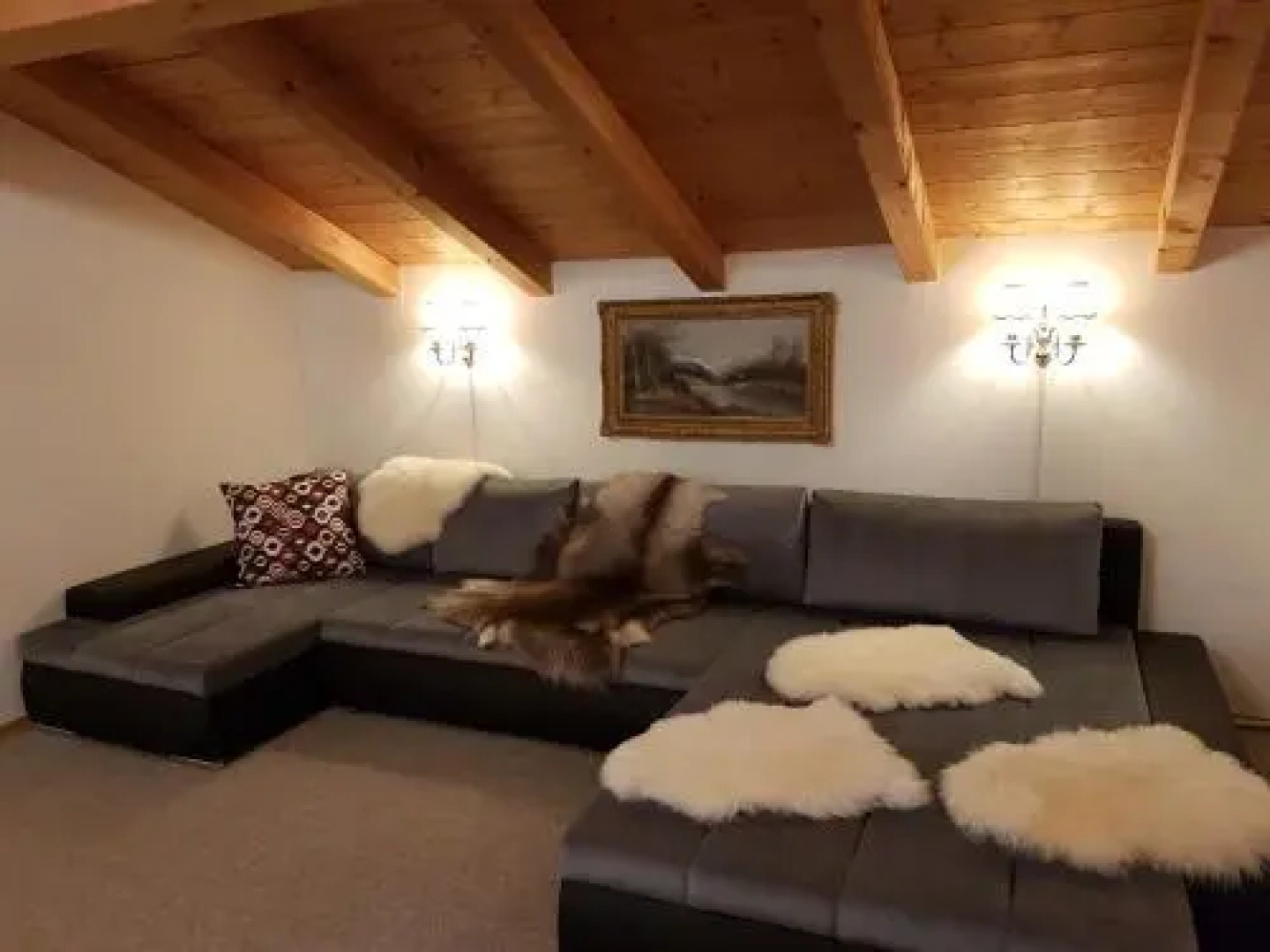 Golden GaPa Family Penthouse 18