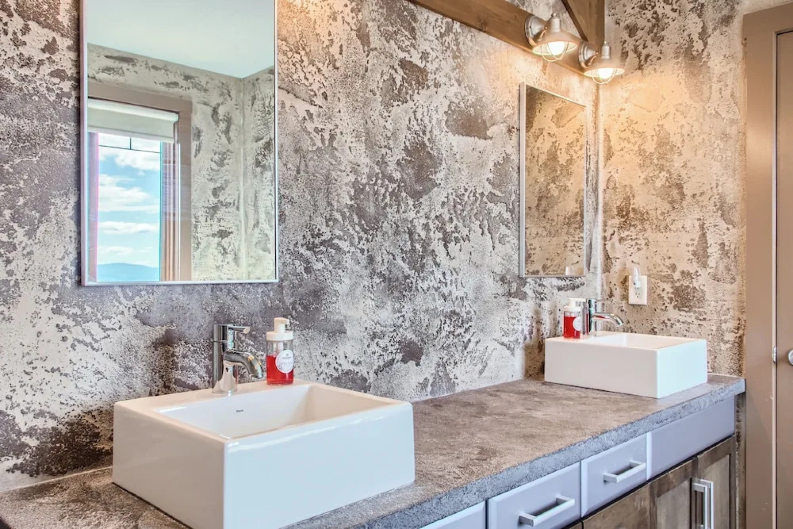 The Timbers by Okanagan Premier