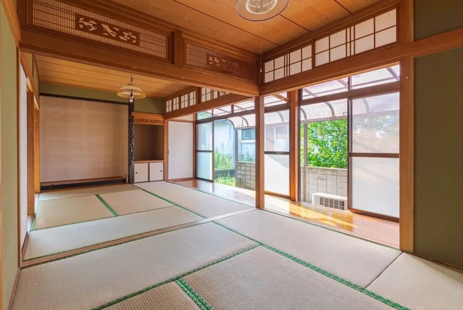 Sasayakanaouchi Shinjo Tarumizu