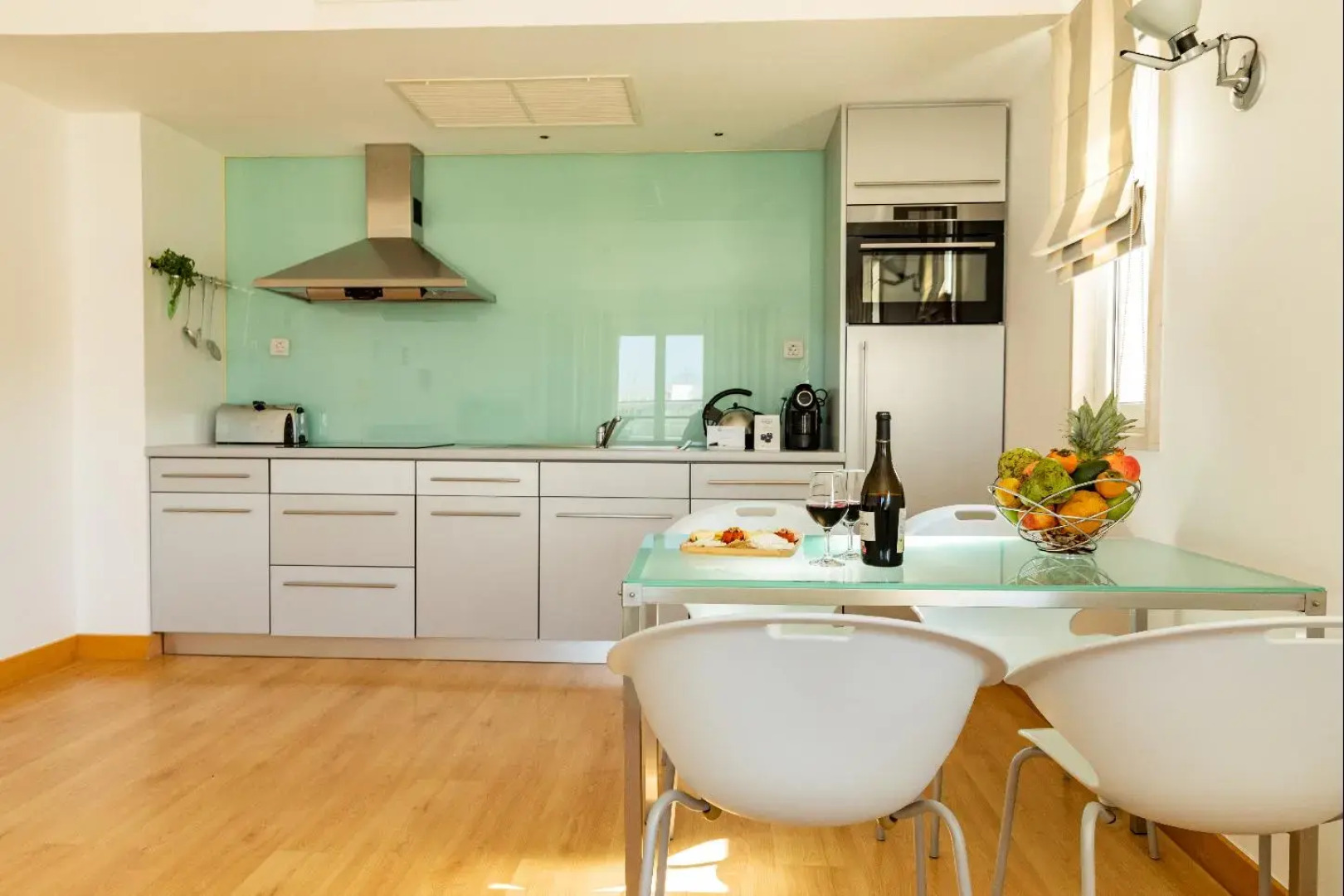 Marina Club Suite Hotel