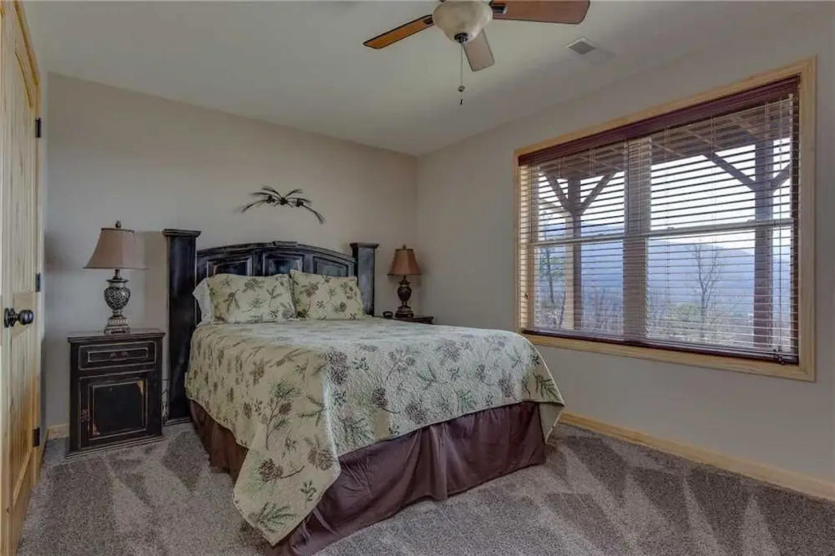 Eagles View - Four Bedroom Cabin