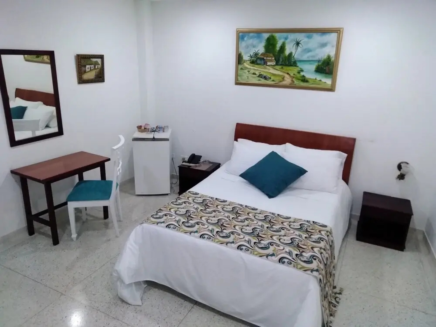 Hotel Carivdi