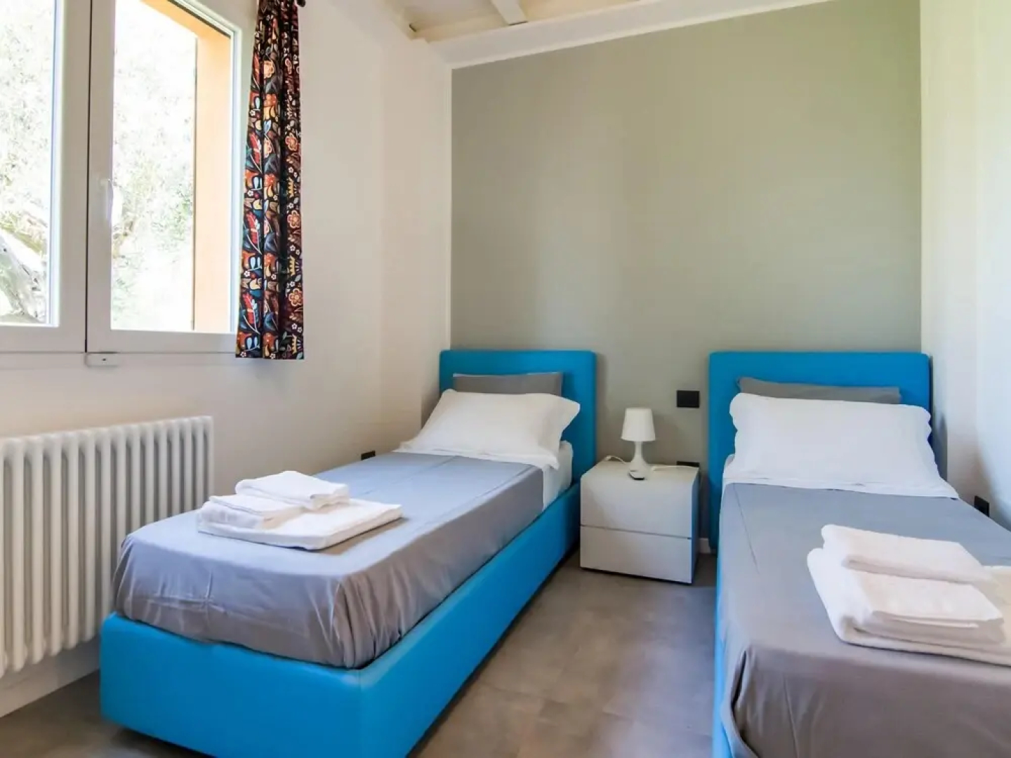 Villa in Ostra Vetere With Pool and Jacuzzis