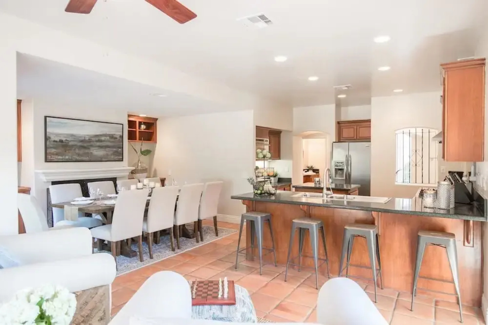 Grapevine by AvantStay | Secluded Villa | 4 Acres of Vineyards & Avo Groves!